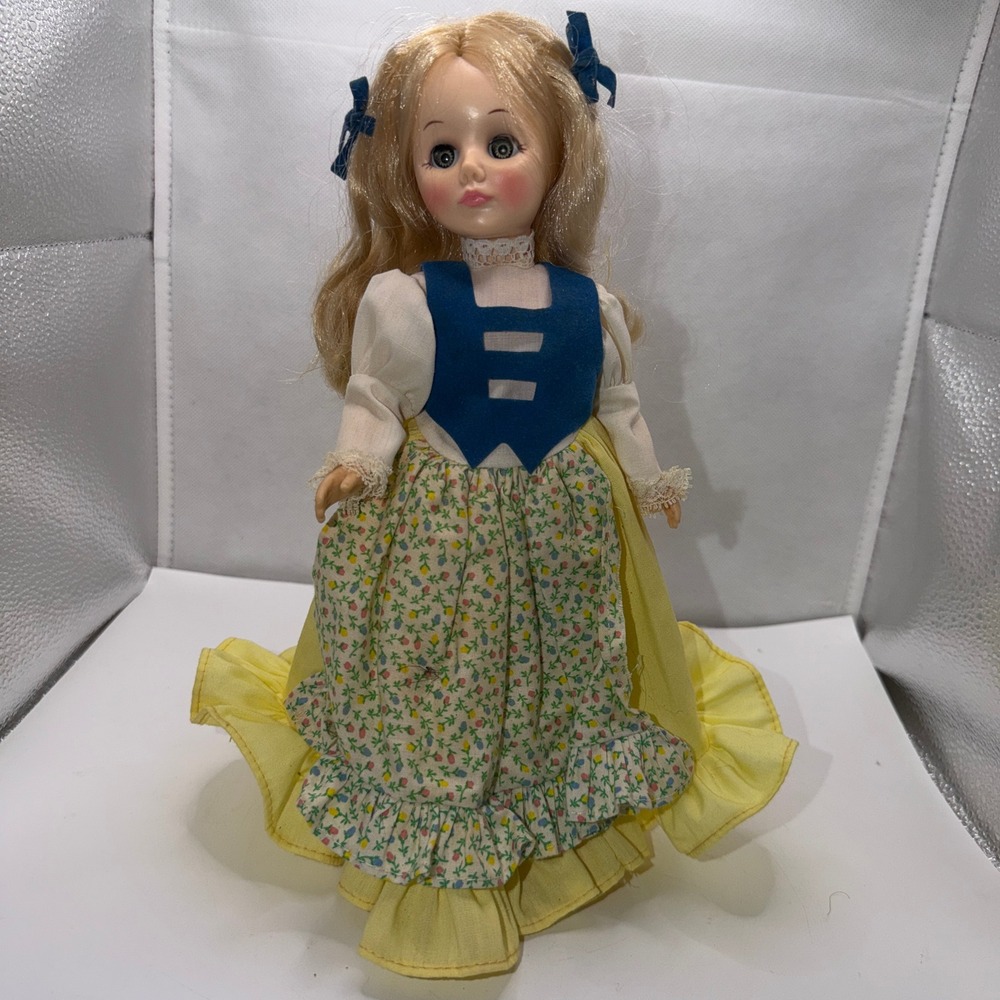 Effanbee "Goldilocks" 1978 No. 1176 No Box  12" Sleepy Eyes